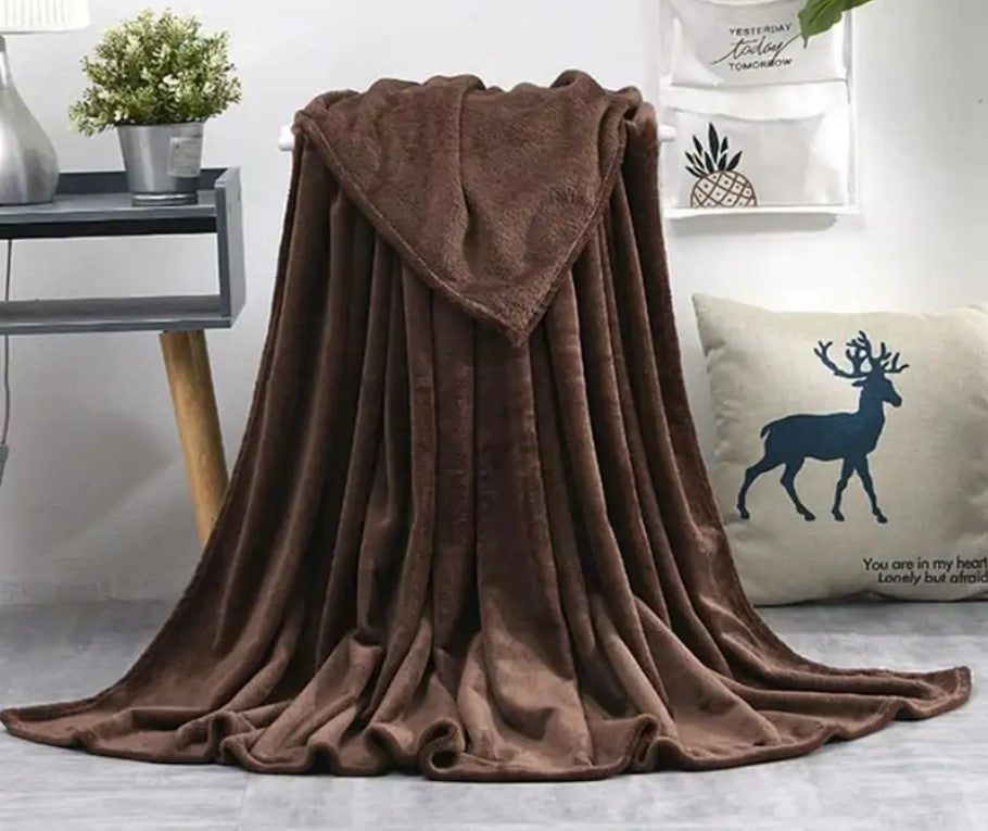 PlushDream™ Fleece Throw Blanket - Savvy Spot Online