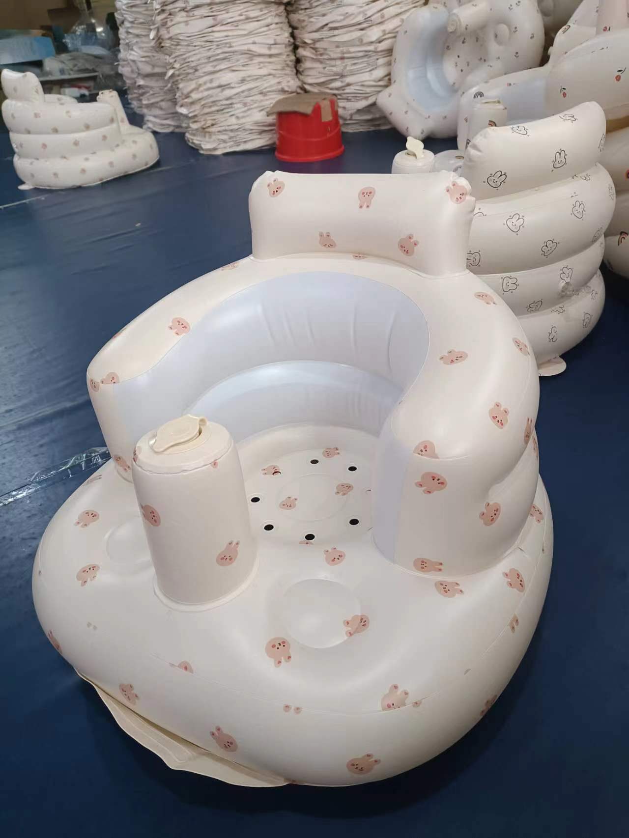 SnugNest™ Portable Inflatable Baby Dining Chair For Bathing And Swimming